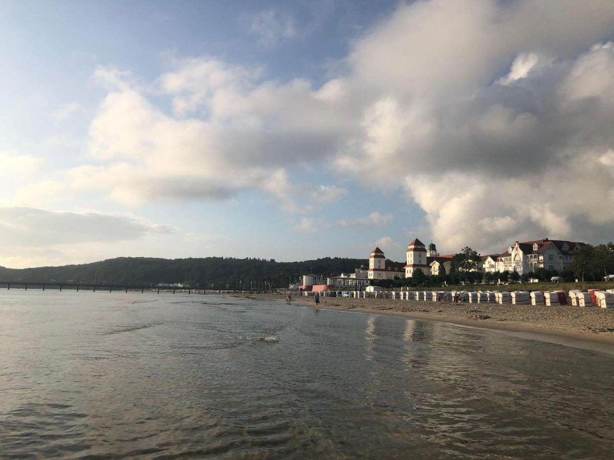 Dat-Klinkerhus Glowe Bagian luar foto