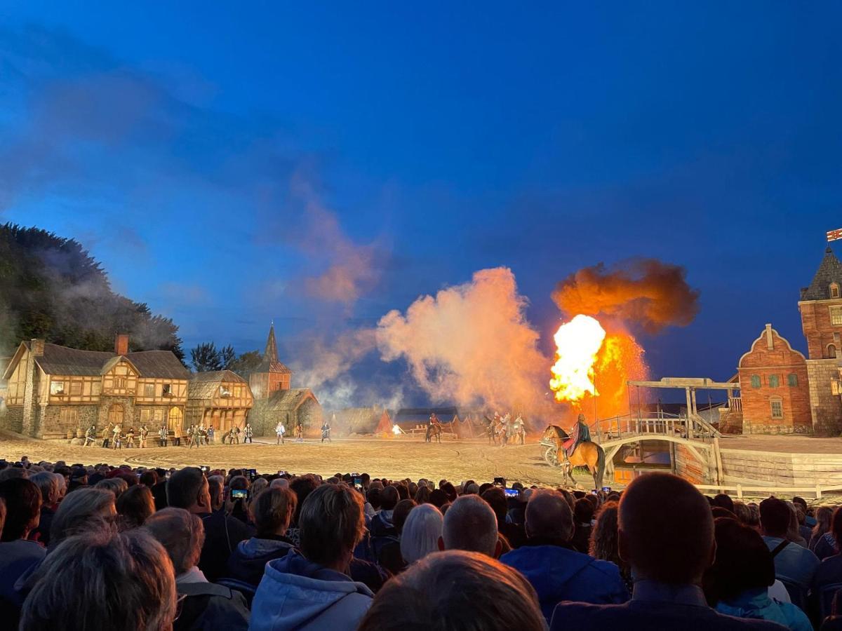 Dat-Klinkerhus Glowe Bagian luar foto
